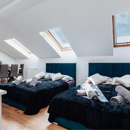 Deluxe Elephant Penthouse * براغ